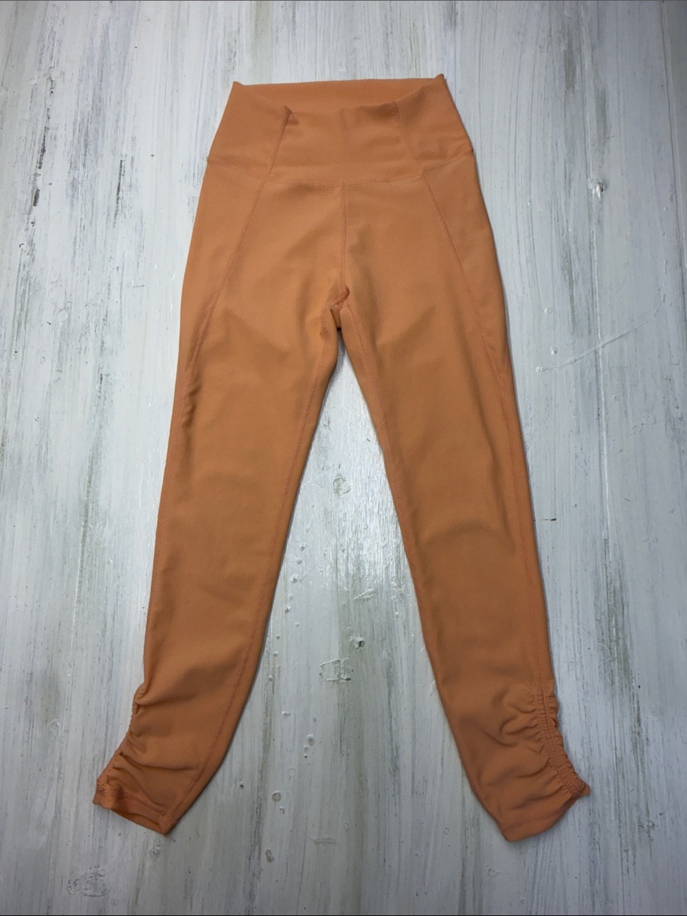 WILO The Label Ribbed High Rise Ruched Leggings - Peach Sz S